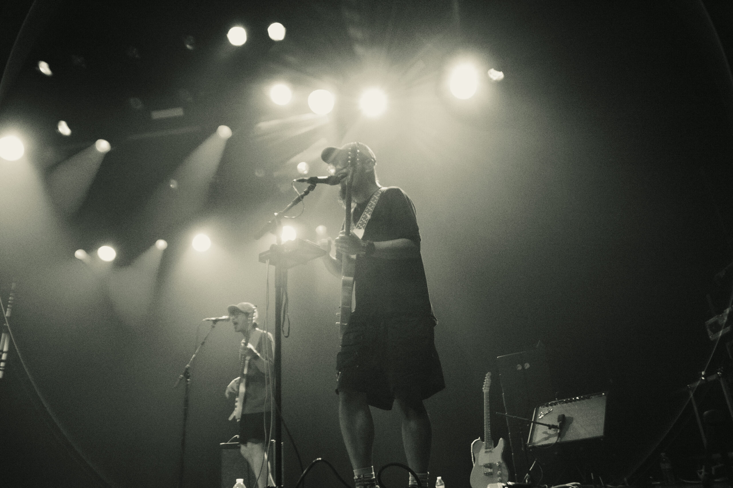 @samfago.design_CHINESE_FOOTBALL_10:9:26_16 Xu Bo, the leading member of Chinese Football, mid-song, black and white shot from the El Rey Theatre